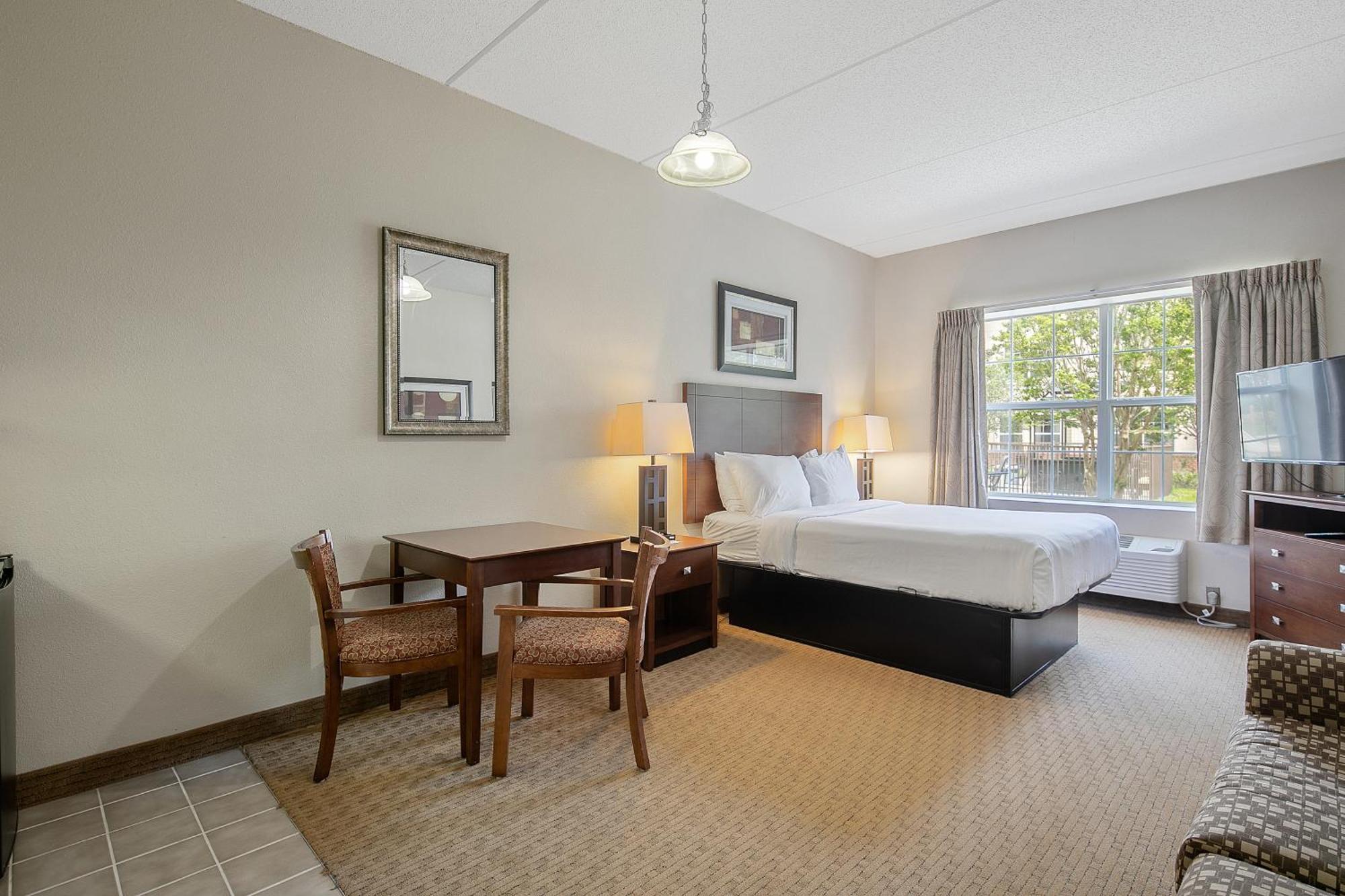 The Landmark Inn Форт-Брэгг Номер фото